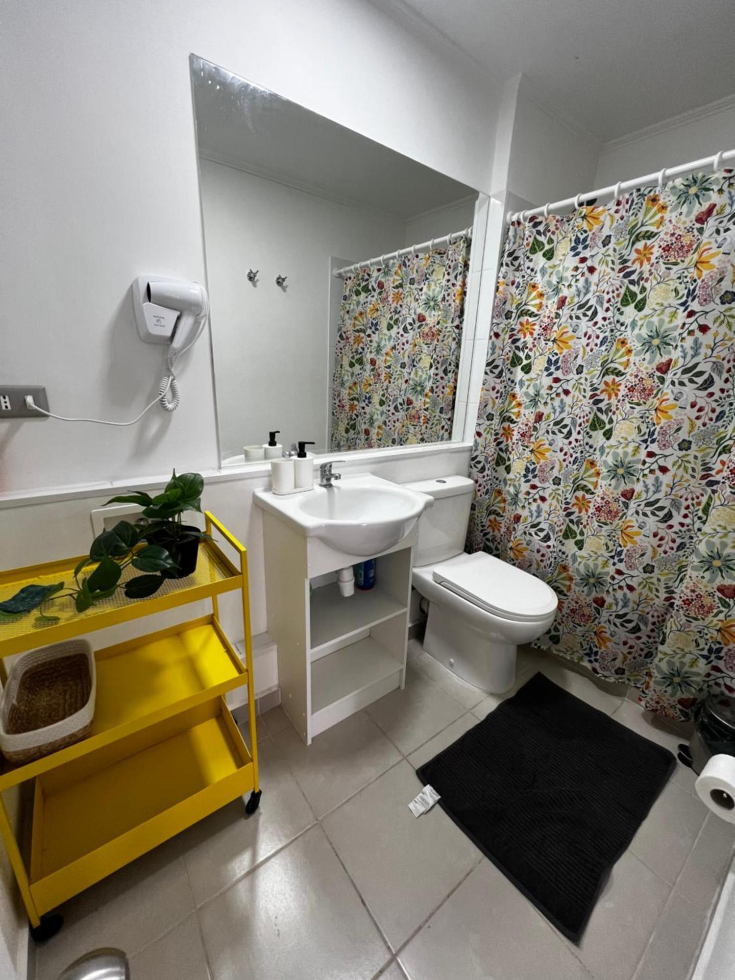 Centrico , Comodo , Wifi , Parking Privado Aparthotel